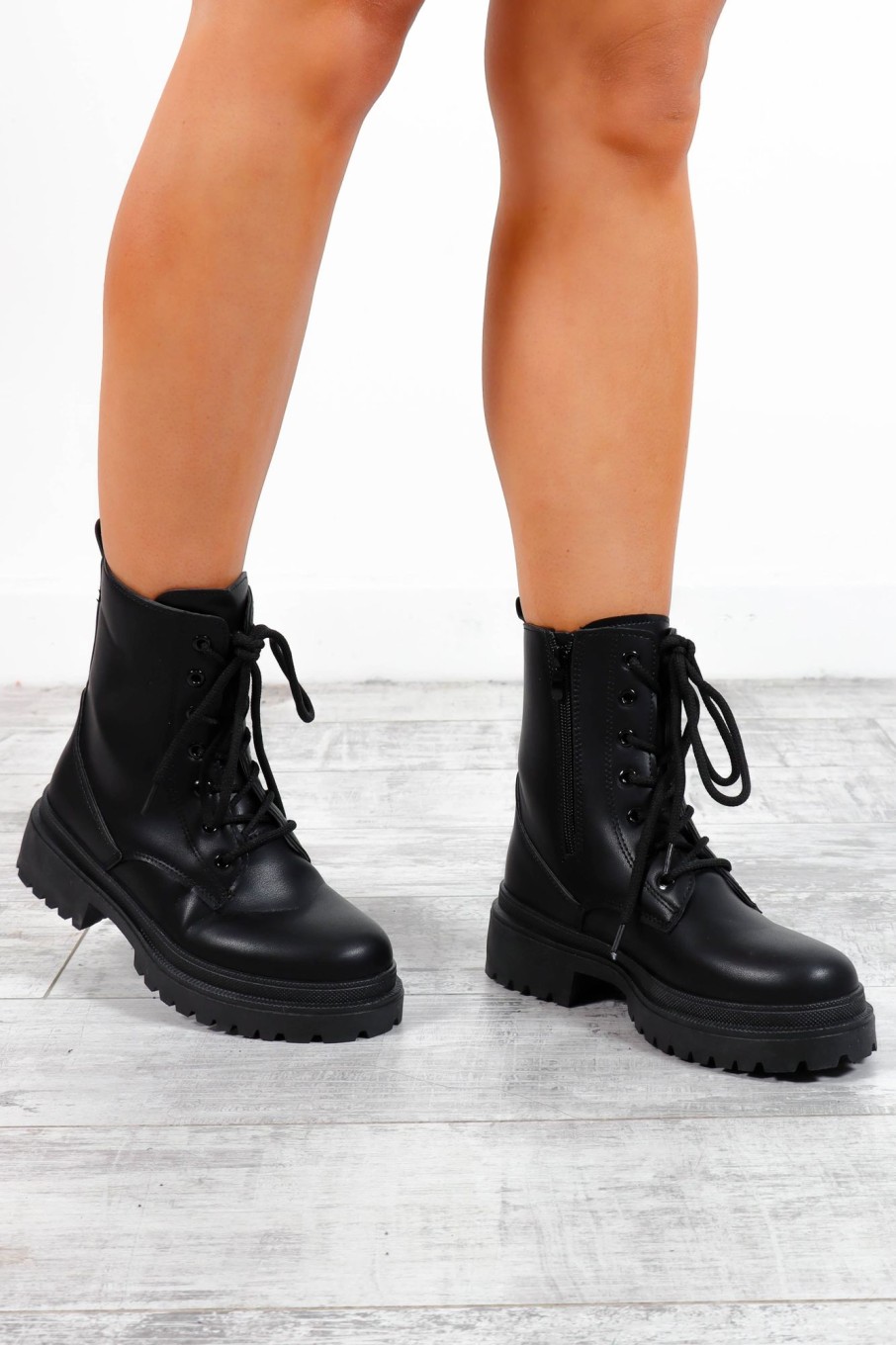 Footwear NO DOUBT | Foot In The Door Lace Up Boots Black