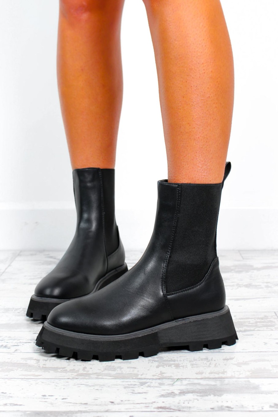 Footwear DRESS ME FASHION | Shes Got Sole - Black Platform Ankle Boots